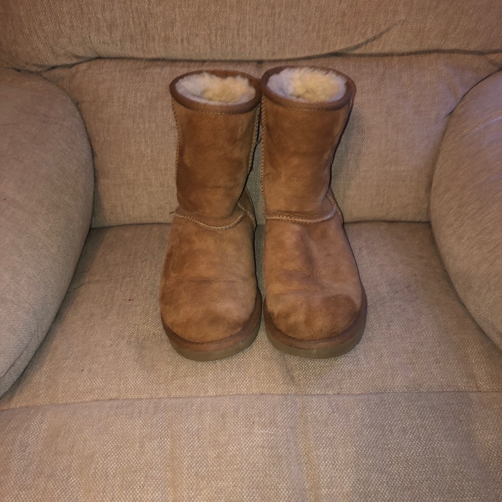 UGG Boots Women’s Size 6